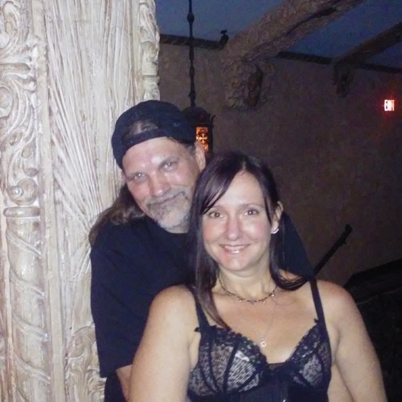 Jennifer Halley - Picture 6 of 8